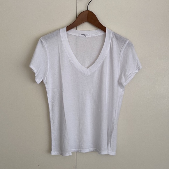 perfectwhitetee Hendrix cotton v neck tee - Picture 9 of 10